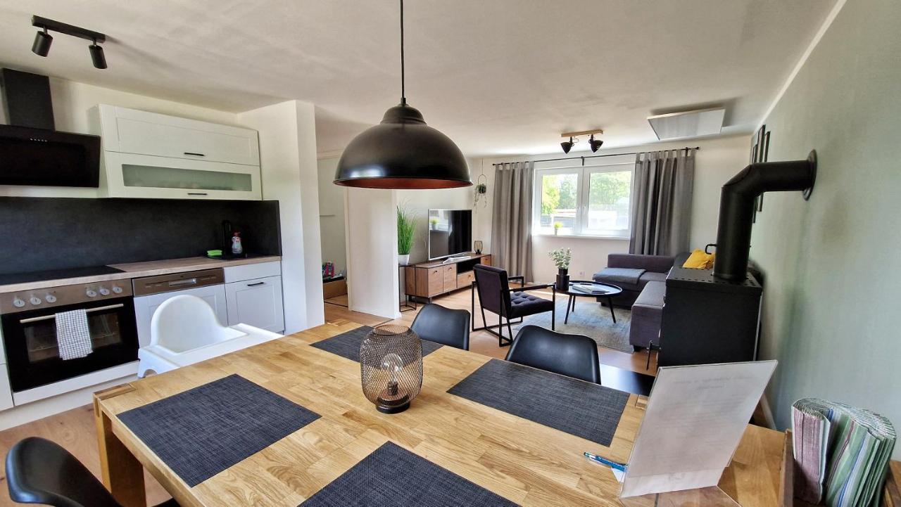 Ferienhaus Seeoase - 70Qm - Kamin -Terrassen - Parkplatz - Badestelle Fusslaeufig Joachimsthal Dış mekan fotoğraf
